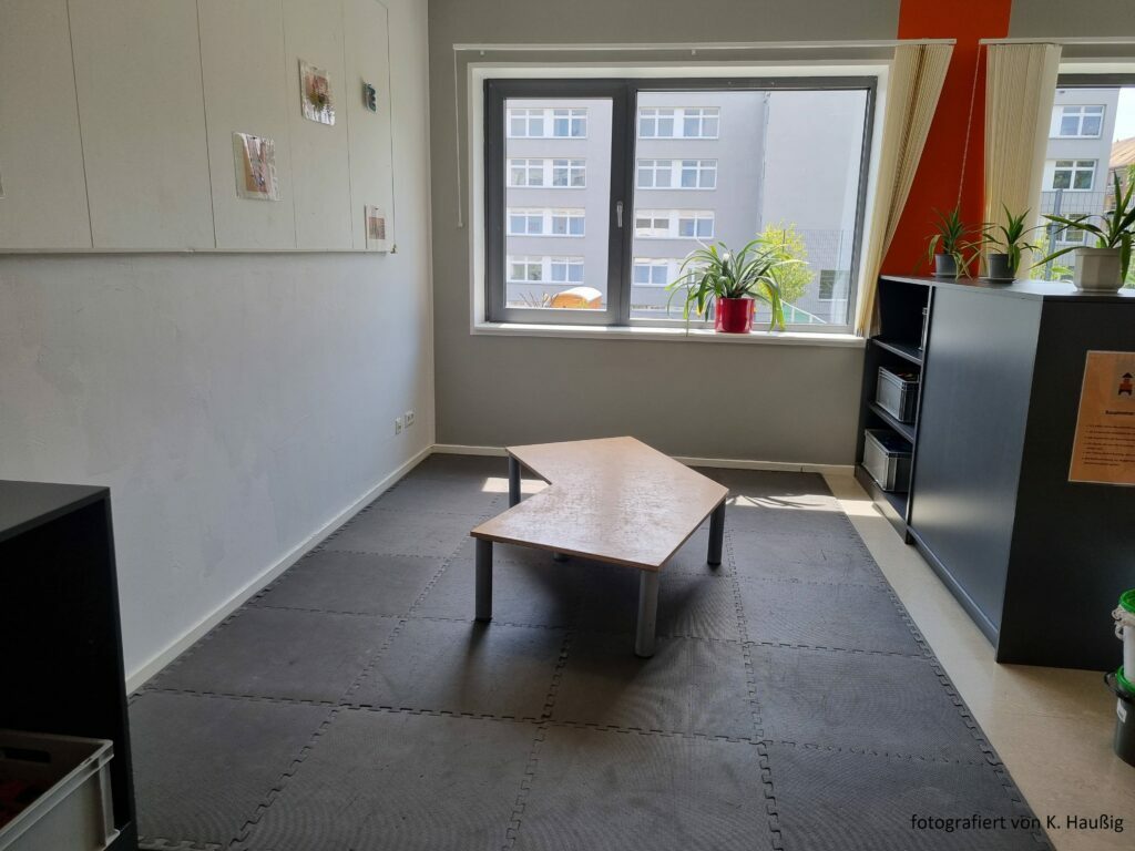 unser Kreativzimmer im orangenen Bereich